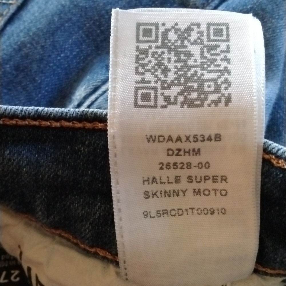 True Religion Halle mid rise super skinny Moto jeans. Size 27. - Picture 11 of 15